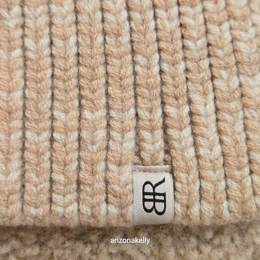 NWOT Banana Republic Merino Popcorn Stitch Scarf in Taupe CHUNKY!